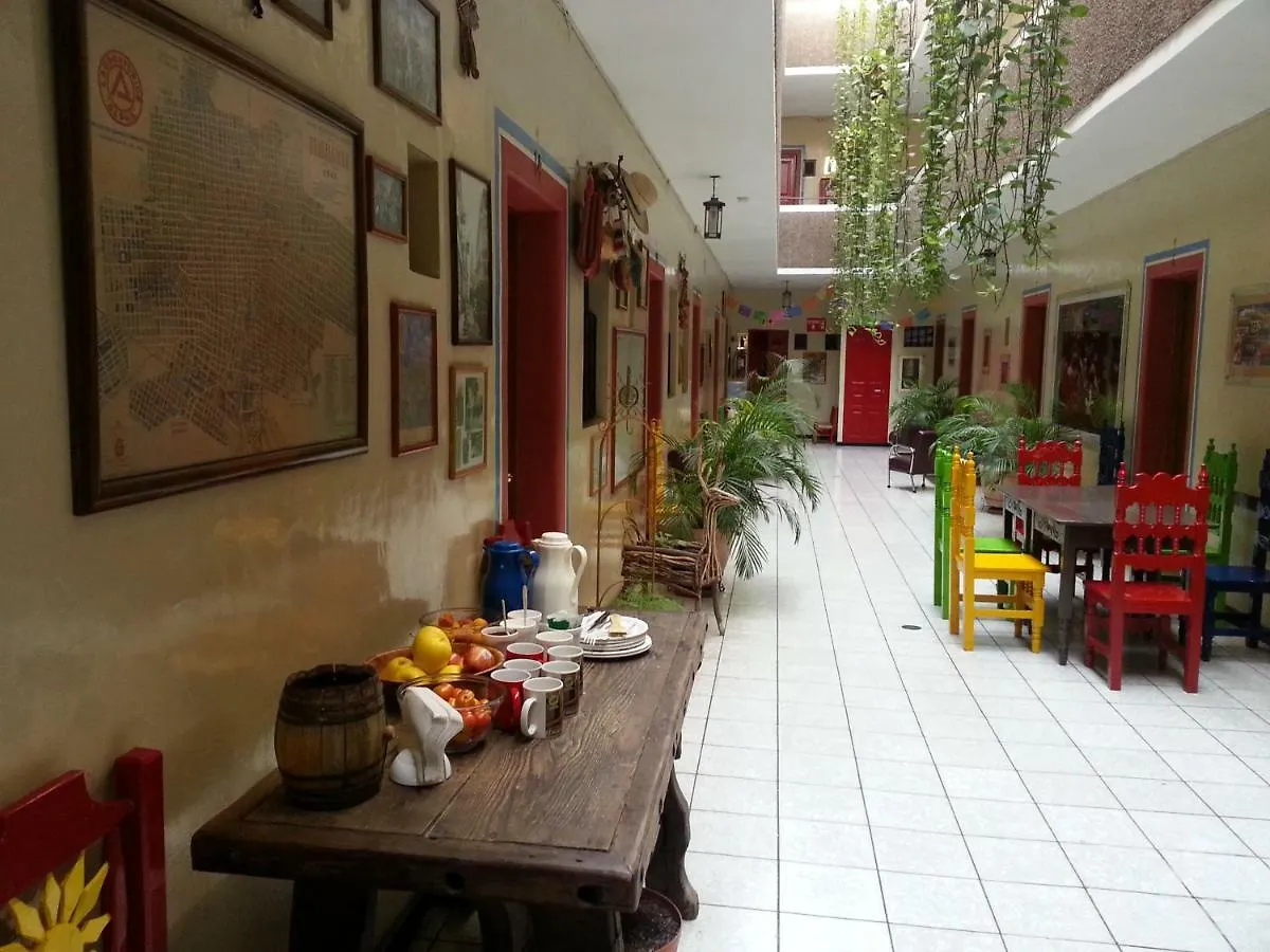 Hotel Janeiro Guadalajara 2*,